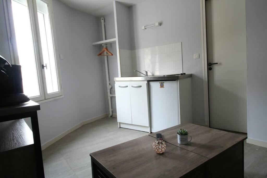 Le Petit Voyageur Lägenhet Angoulême Exteriör bild